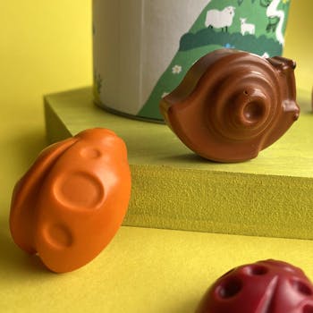 Bugs Crayons - Gift Tub